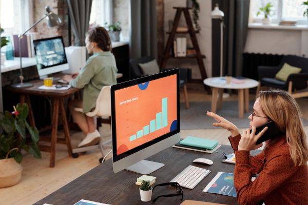 Exploring the cutting-edge digital marketing trends shaping uk business services