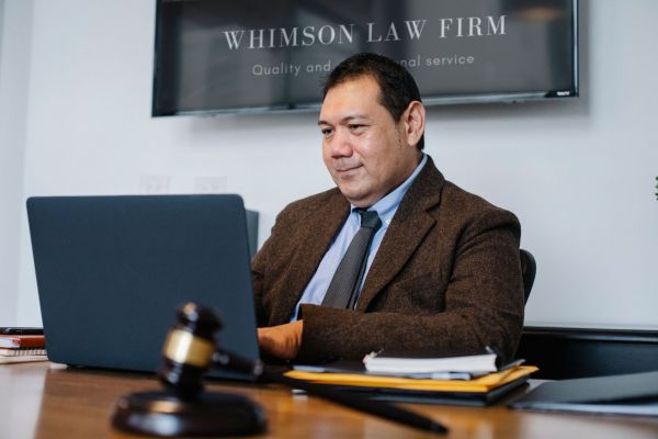 How Can Emerging Legal Technologies Transform Business Practices in the UK?