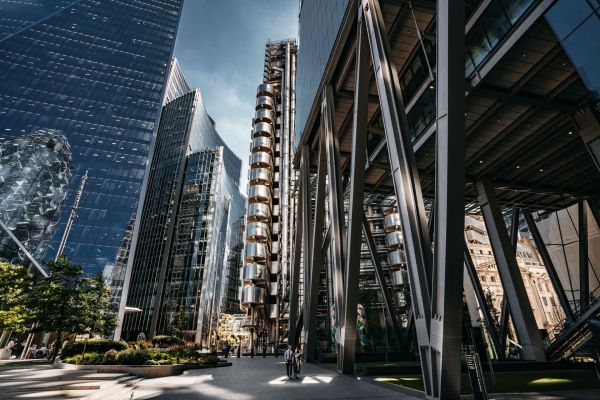 What Are the Benefits of Different Business Structures in the UK?